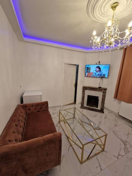 Maison Chic Avec Jacuzzi Nogent Sur Oise Yaospa60 エクステリア 写真