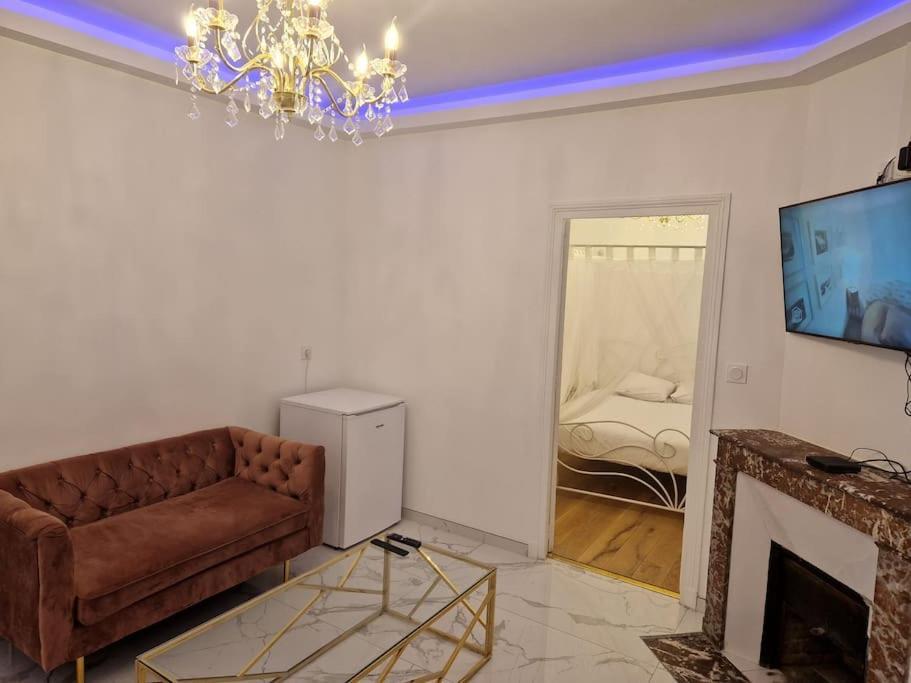 Maison Chic Avec Jacuzzi Nogent Sur Oise Yaospa60 エクステリア 写真
